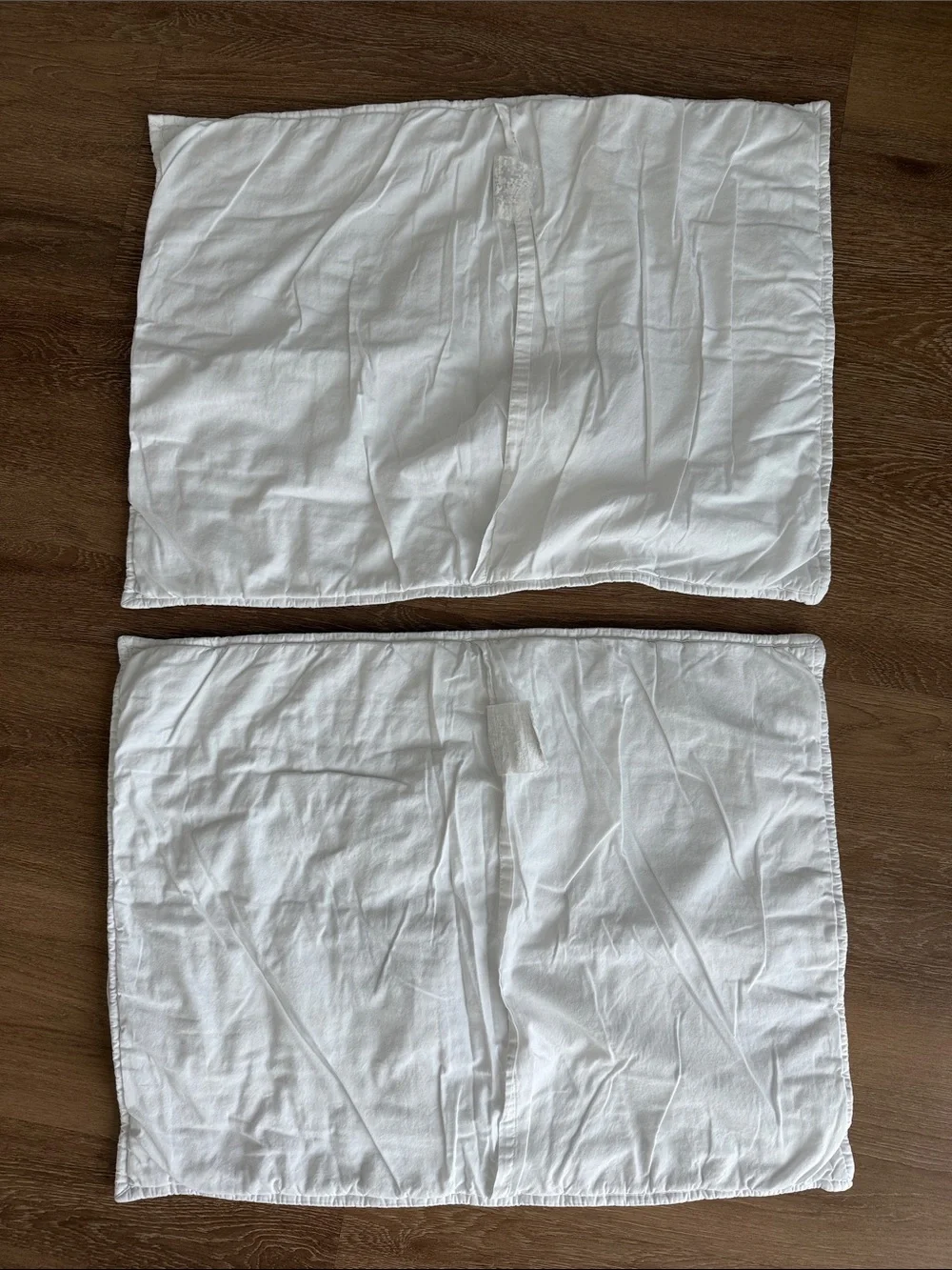 Pottery Barn Teen White Ruched Quilted Standard Pillow Shams
